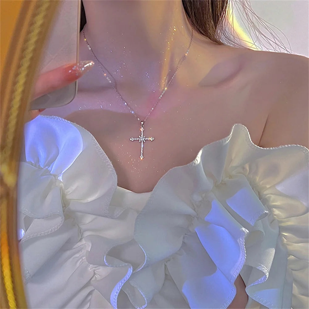 4– Elegant Crystal Cross Pendant Necklace Silver Color Star Ladies Necklace Fashion Party Jewelry Women Gift Wholesale