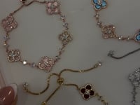 2– Fashion Shell Stone Crystal Pink Mother-Of-Pearl Four-Leaf Clover Bracelet For Women Personalized Vintage Jewelry Accessories